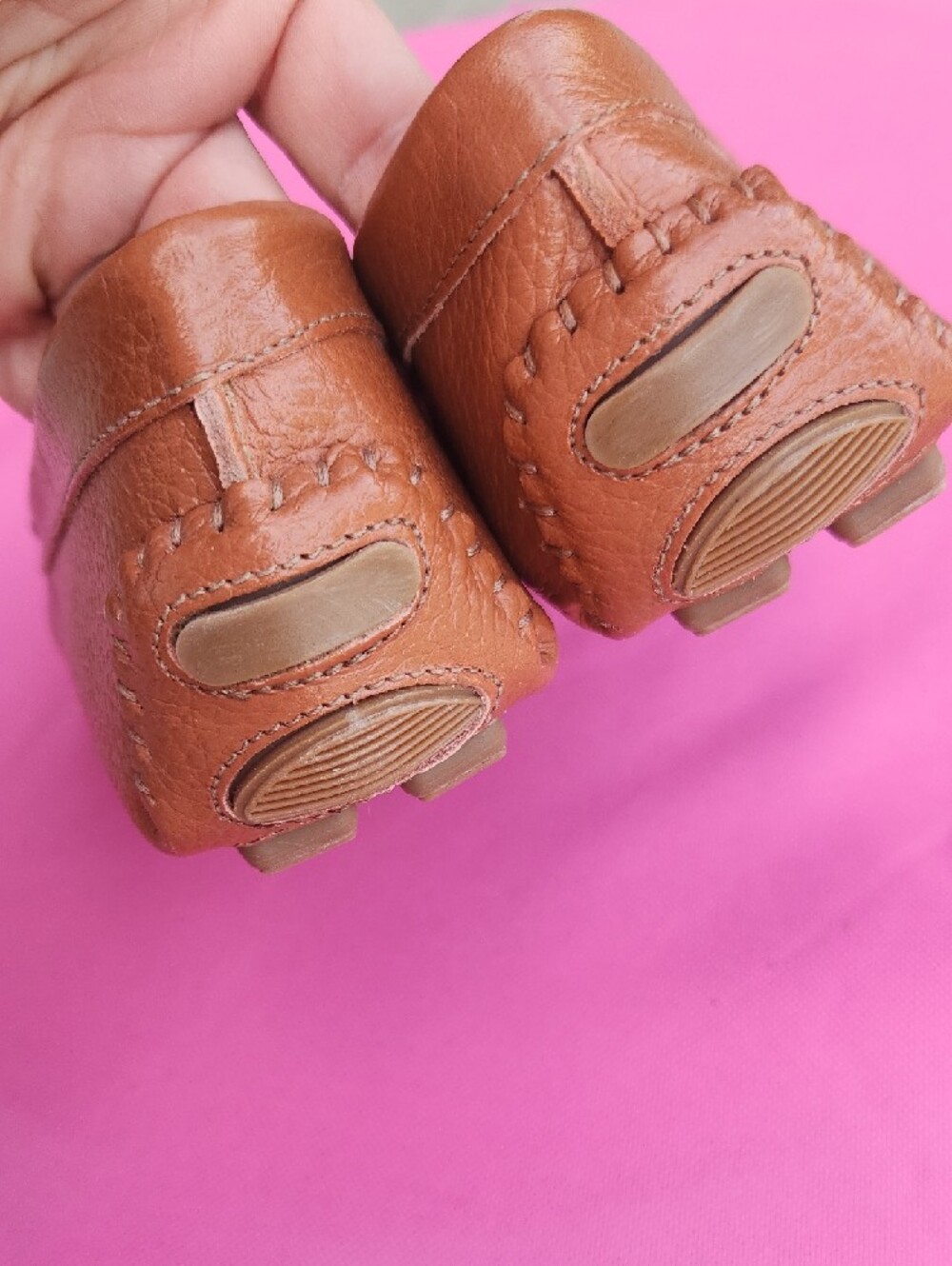 ✨️Rockport Brown Leather Moccasin Loafers with Gold Hardware - Picture 8 of 17